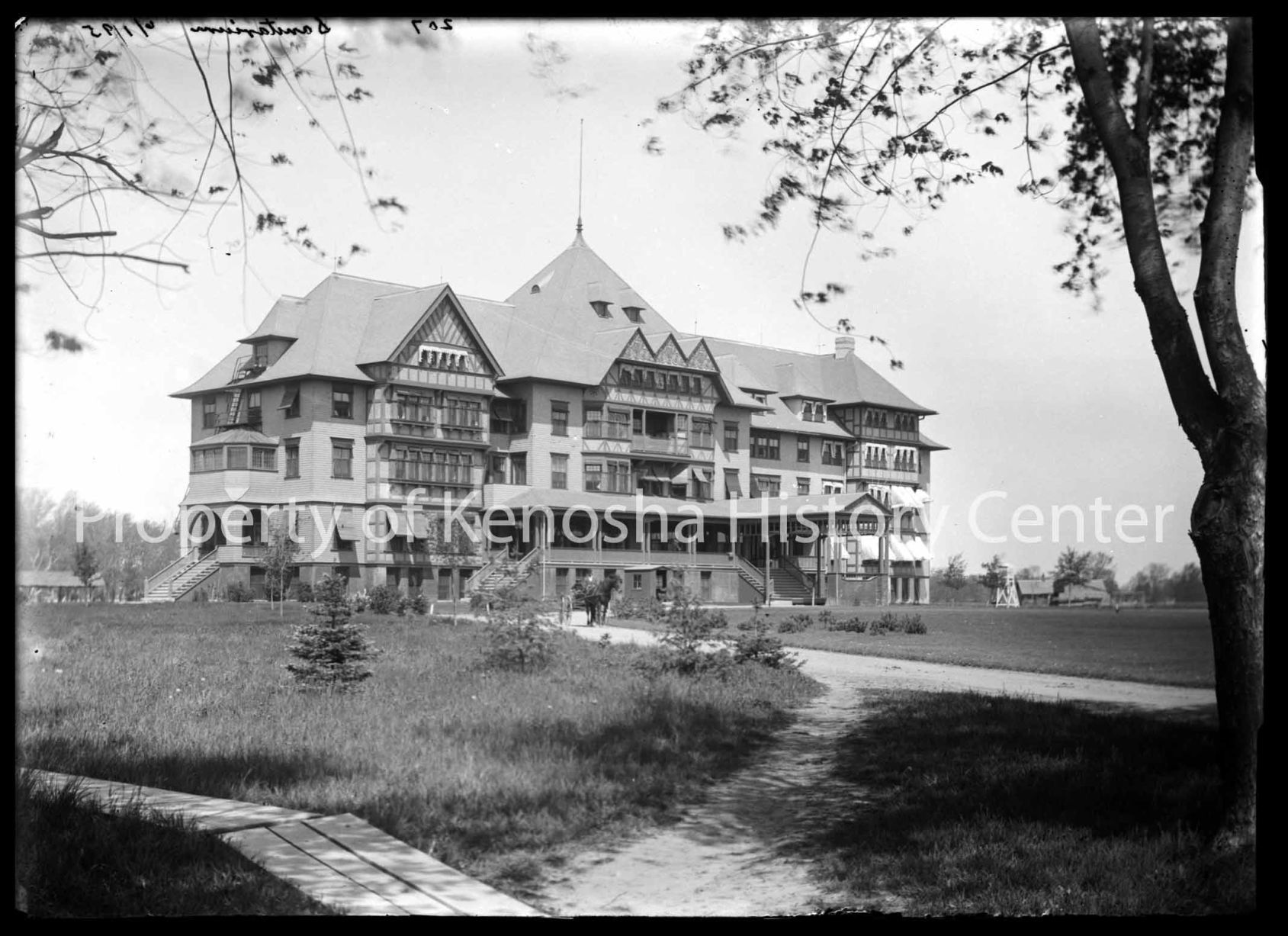 HISTORIC PHOTO